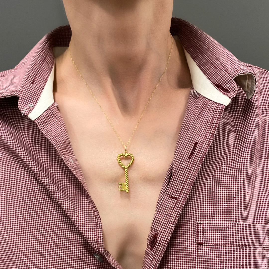 Vintage Tiffany & Co. 18k Gold Heart Key Pendant Necklace