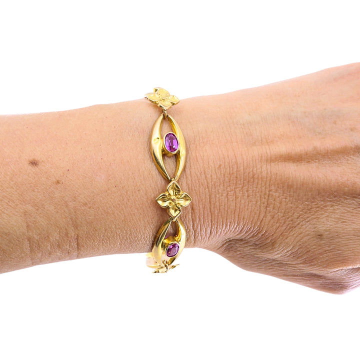 British 9k Yellow Gold Pink Sapphire Link Bracelet