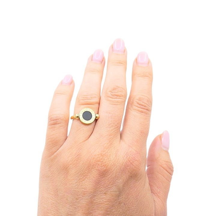 Bvlgari Flip Ring 18k Gold Coral Onyx