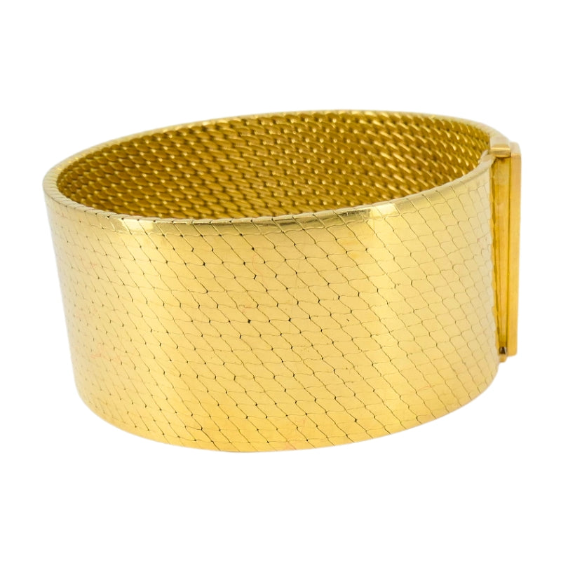 Hermès Gold Diamond Bracelet 18k Scale Design Vintage Jewelry