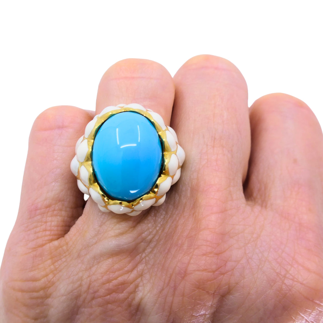 David Webb Ring 18k Gold White Enamel Turquoise Cocktail Ring