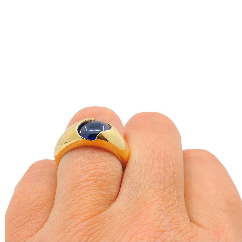 Chaumet Ring Blue Iolite 18k Gold Band