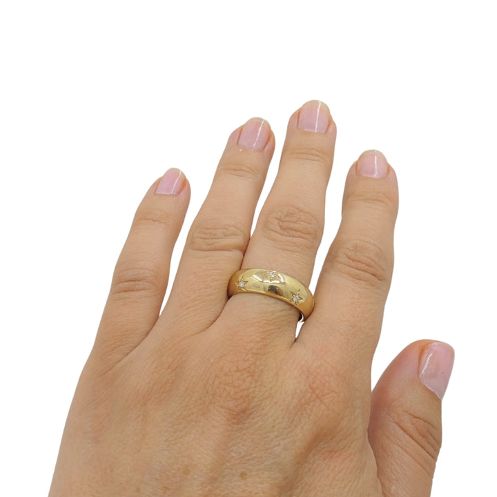 14k Gold Band Star Diamond Ring