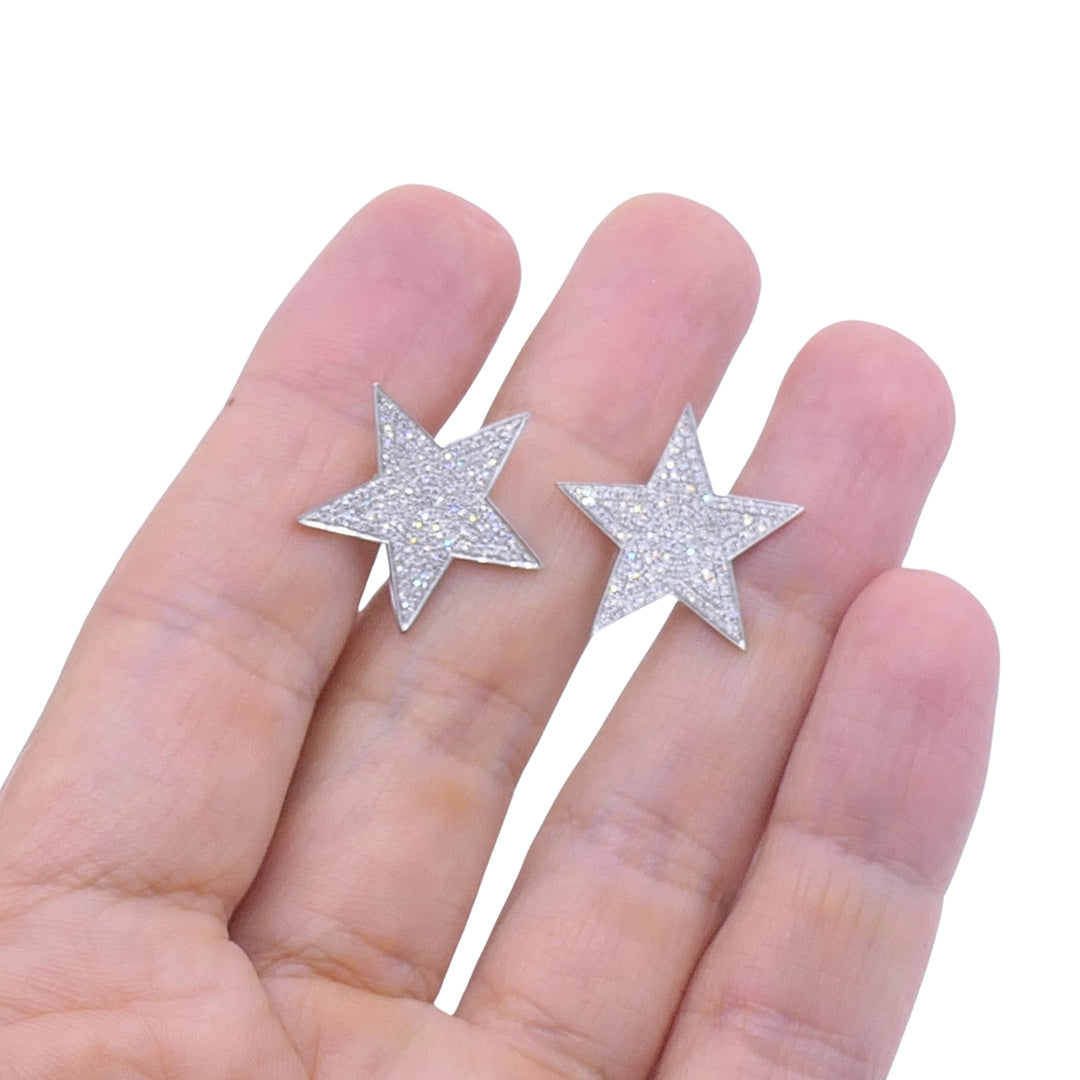 14k White Gold Pavé Diamond Star Stud Earrings