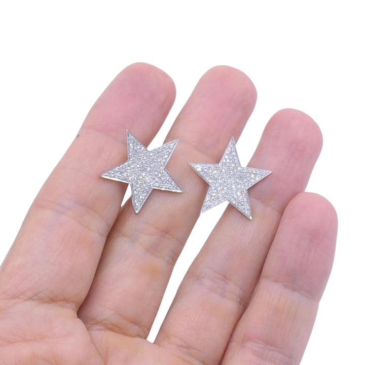 14k White Gold Pavé Diamond Star Stud Earrings