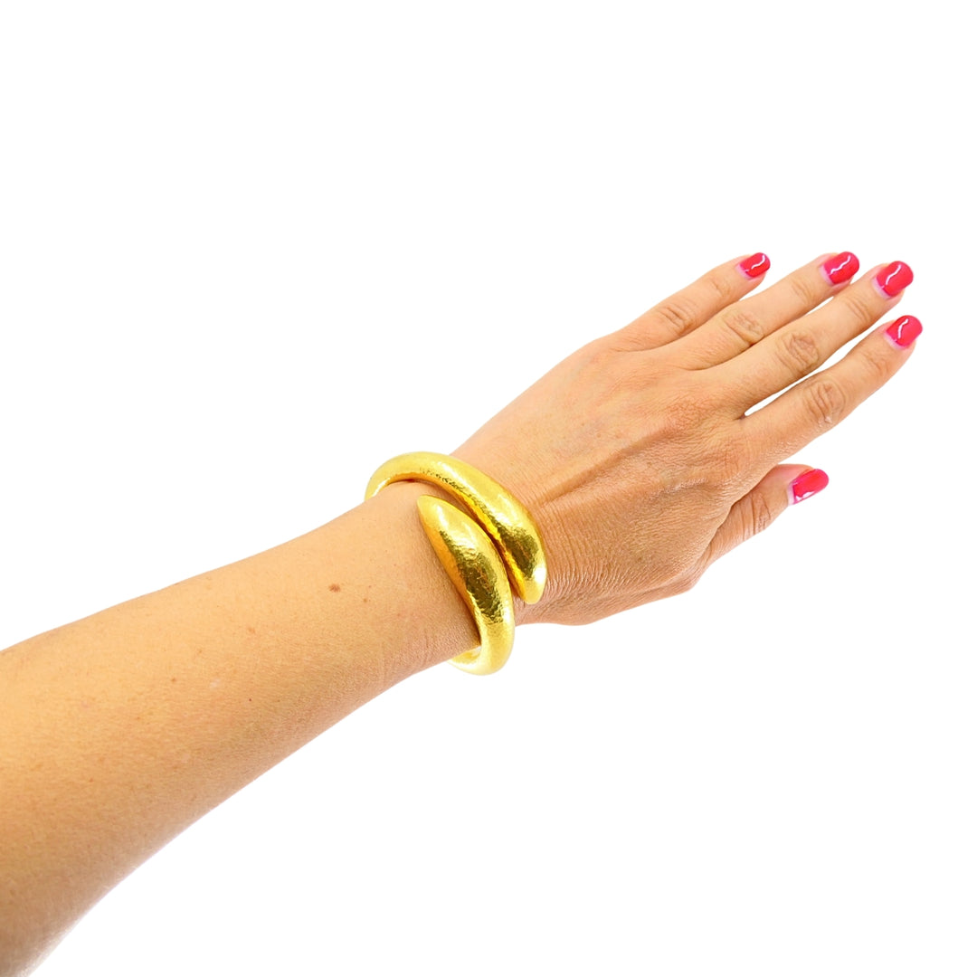 Ilias Lalaounis 18k Gold Hammered Sculptural Bangle Bracelet, 1970s