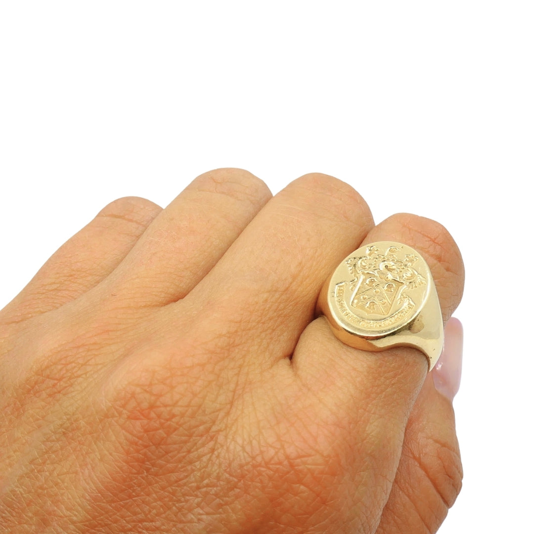 Vintage 14k Gold Signet Ring Coat of Arms Family Crest Seal Ring