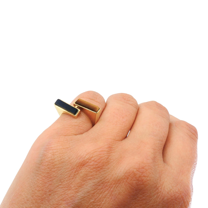 Vintage Tiffany & Co. 18k Gold Onyx Tiger's Eye Modernist Bypass Ring
