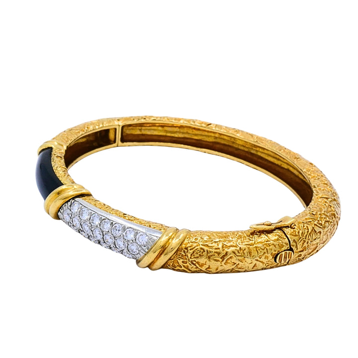 Vintage Van Cleef & Arpels 18k Gold Onyx Diamond Textured Bangle Bracelet