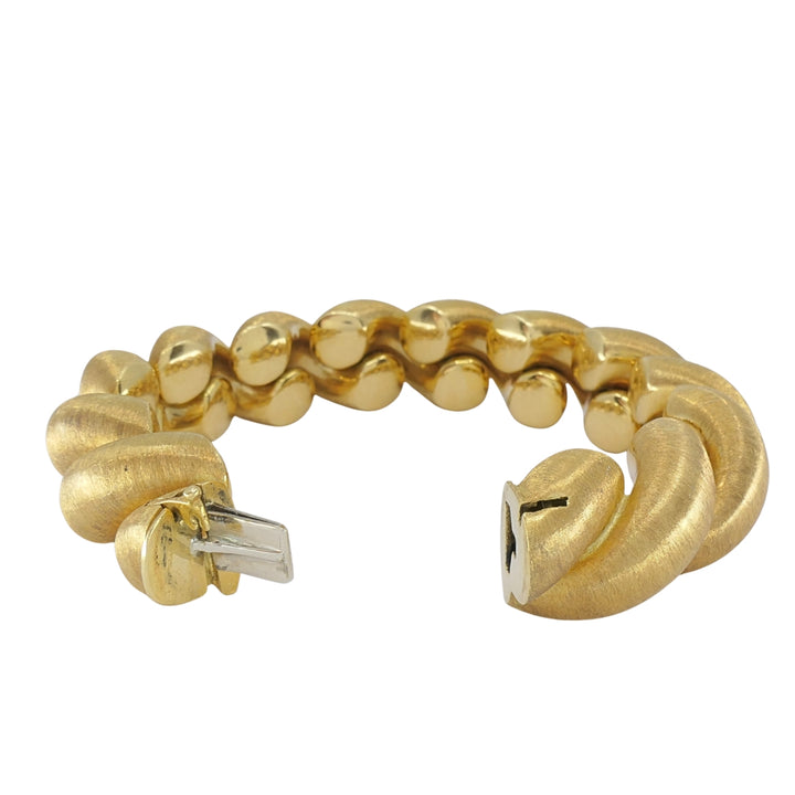 Vintage Italian 18k Gold Textured San Marco Style Link Bracelet