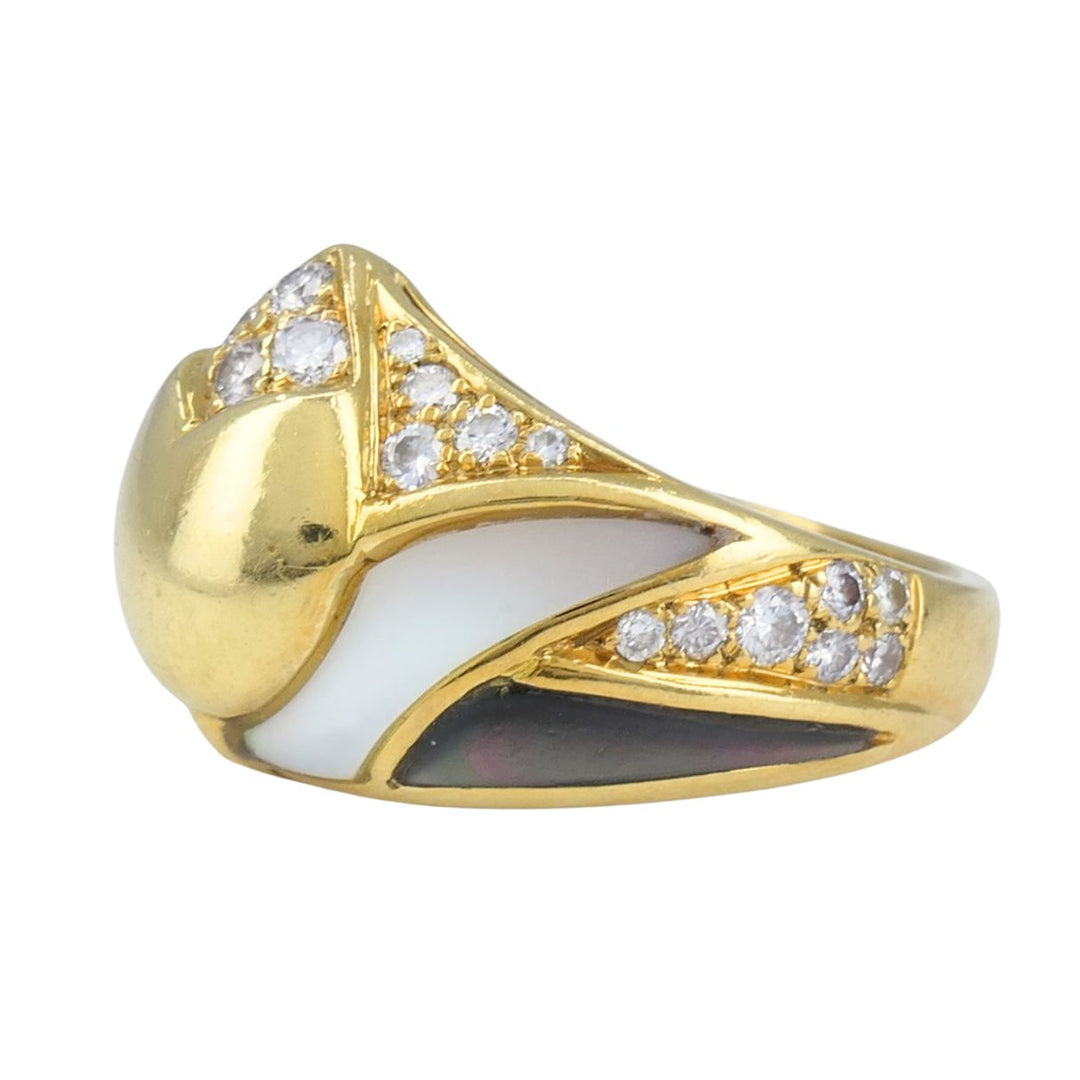 Vintage Bvlgari 18k Gold Diamond Mother of Pearl Ring