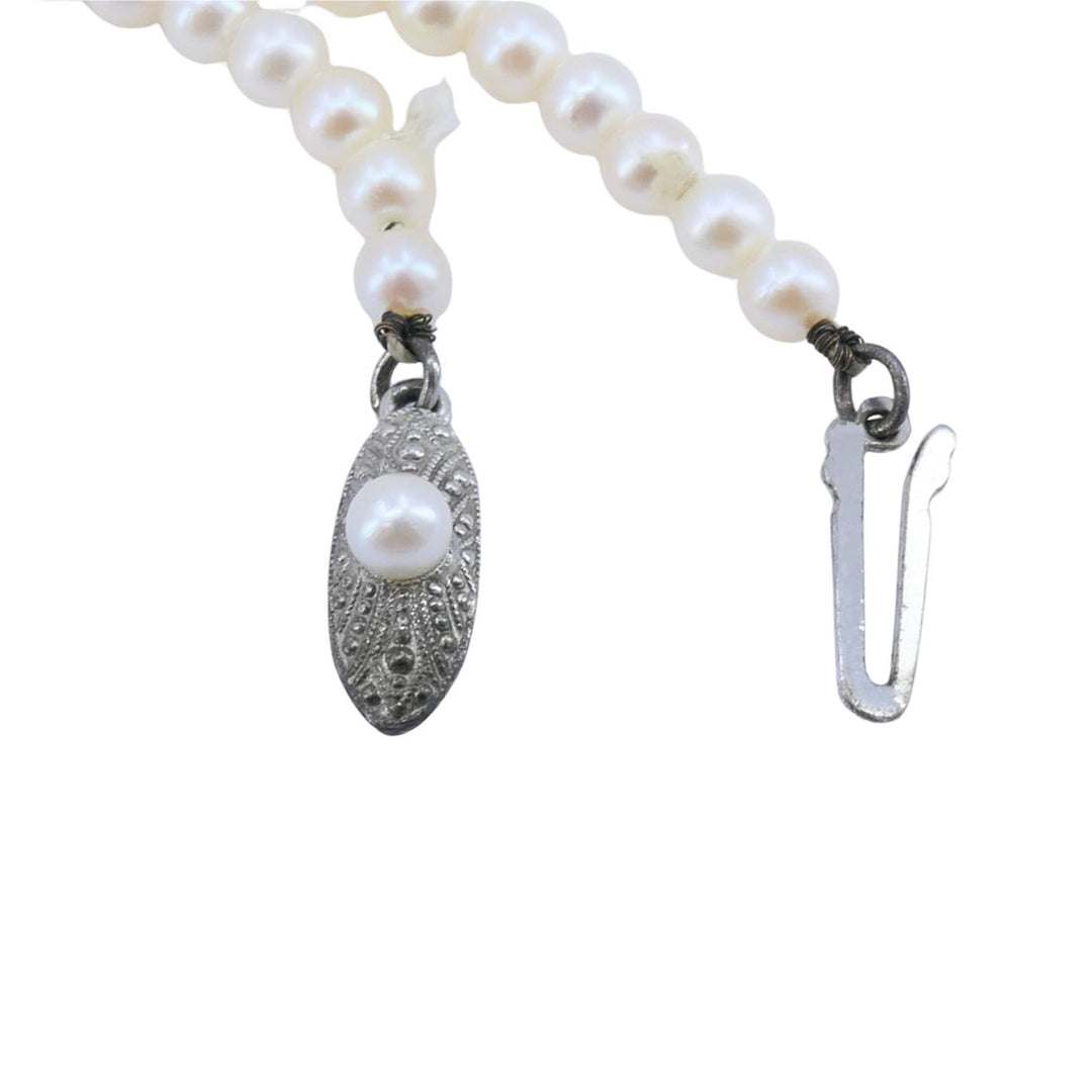 Vintage Mikimoto Akoya Pearl Graduated Necklace with Silver Clasp