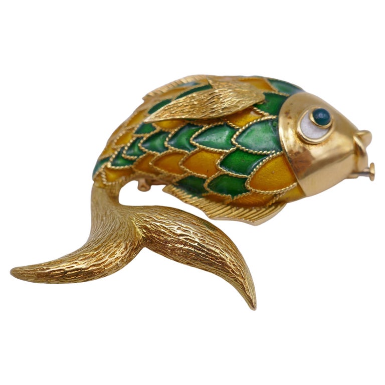 Boucheron Pendant Gold Brooch Fish