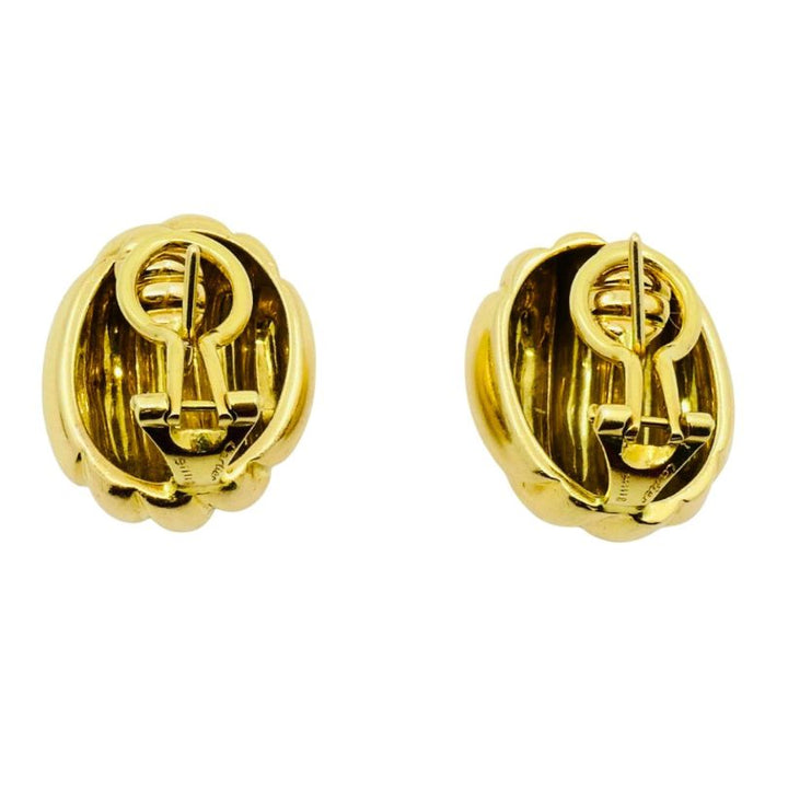 Cartier Earrings 18k Gold Shell Design