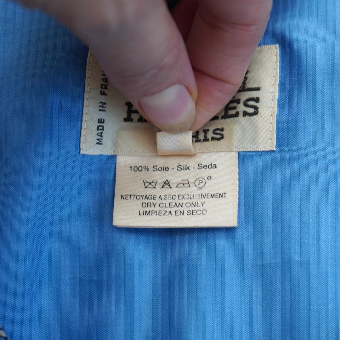 Hermès Blue Silk Buttoned Vest