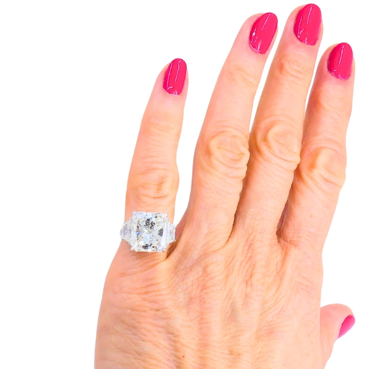 8.02-carat GIA Certified Diamond Ring 18k White Gold Modern Jewelry