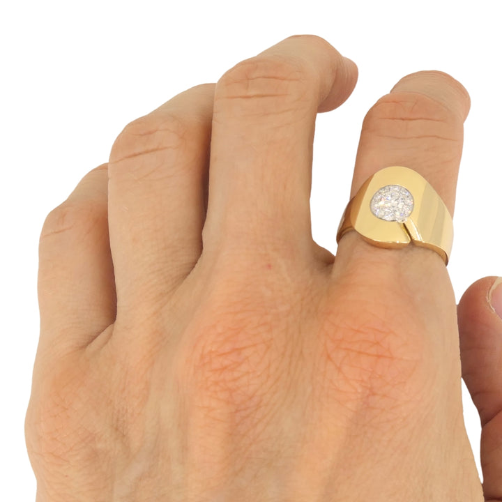 Dinh Van Menottes Ring 18k Gold Diamond