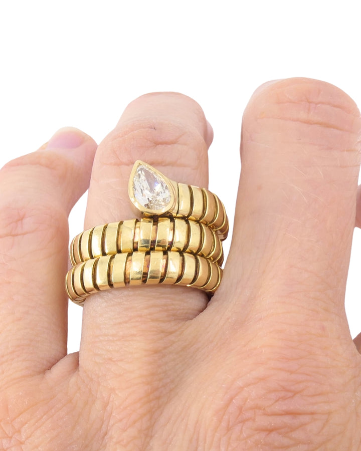 Bvlgari Bulgari Serpenti Tubogas Ring 18k Gold Diamond Size 6.25