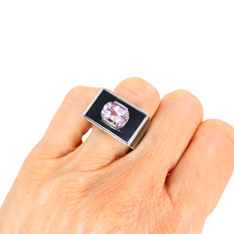 Vintage 18k White Gold Pink Sapphire Black Enamel Ring