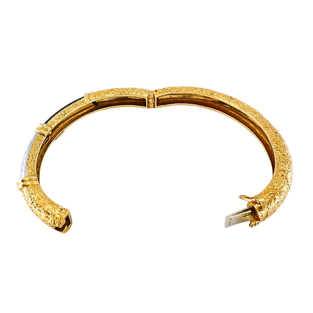 Vintage Van Cleef & Arpels 18k Gold Onyx Diamond Textured Bangle Bracelet