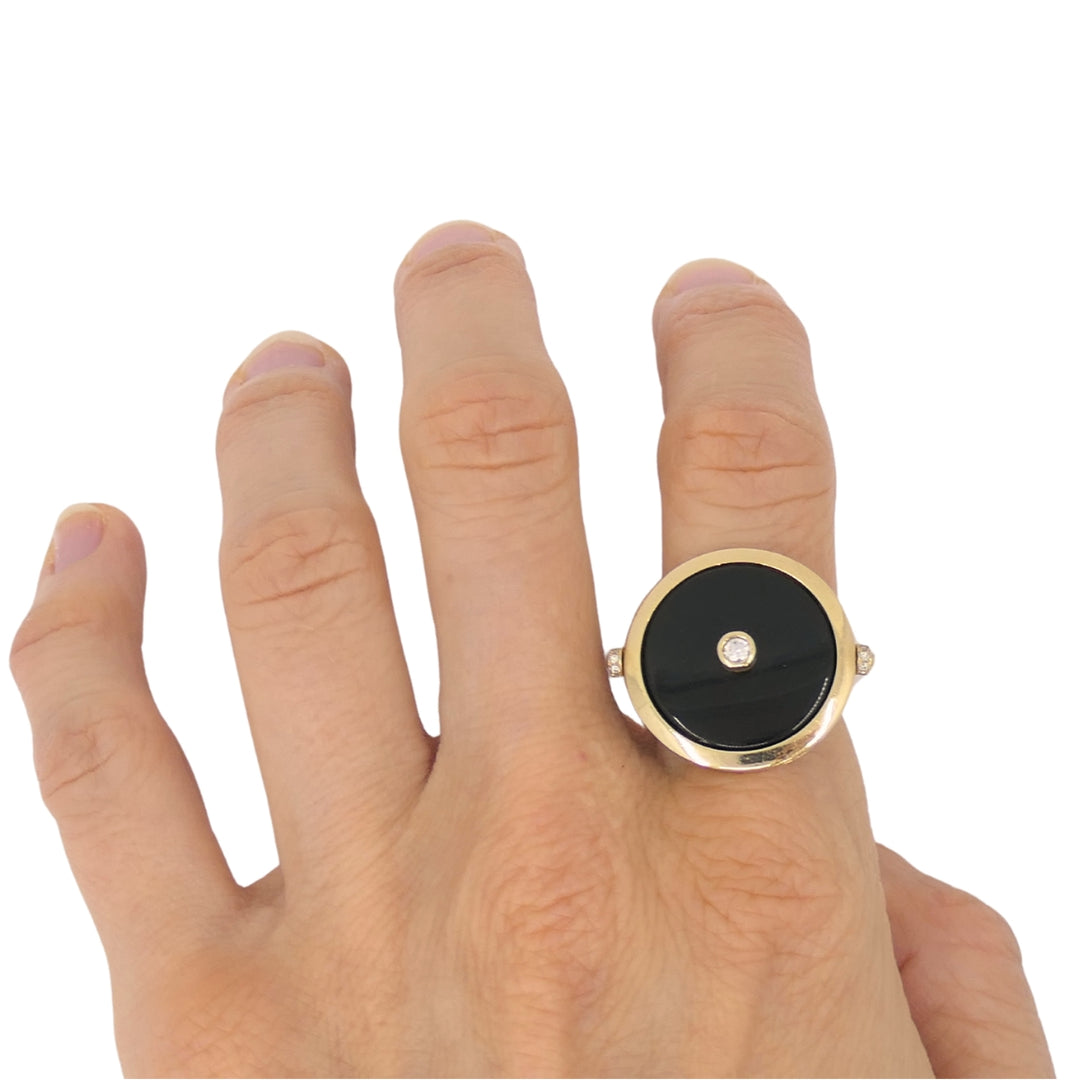 Onyx Ring 14k Gold Diamond Disk Shape