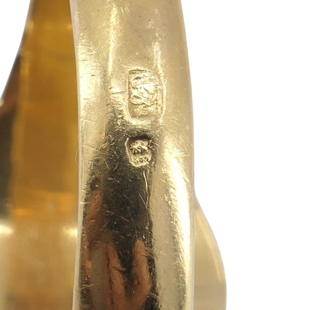 Vintage 18k Gold Un-engraved Signet Ring
