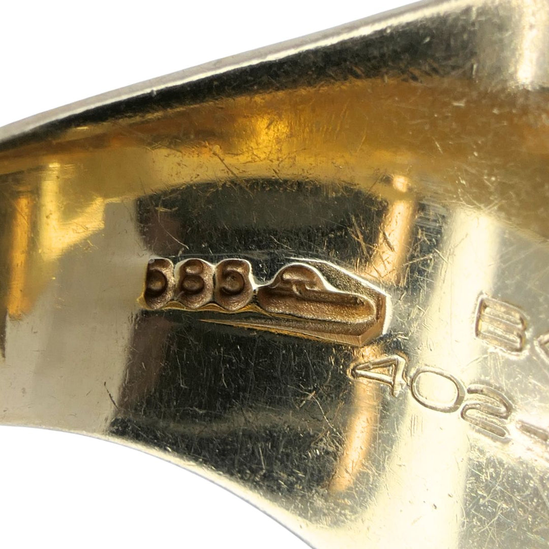 Vintage Larter & Sons 14k Yellow Gold Heraldic Coat of Arms Signet Ring 1930s
