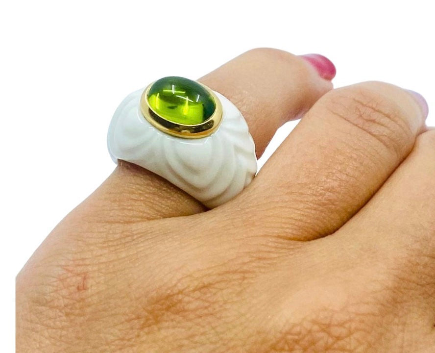 Bulgari Chandra Ring Porcelain Peridot Gold