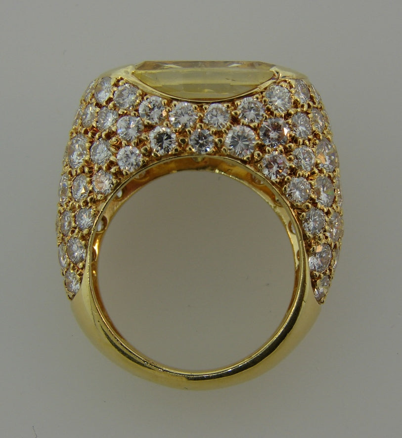 Vintage Van Cleef & Arpels 18k Gold Bombe Ring Yellow Sapphire Diamond