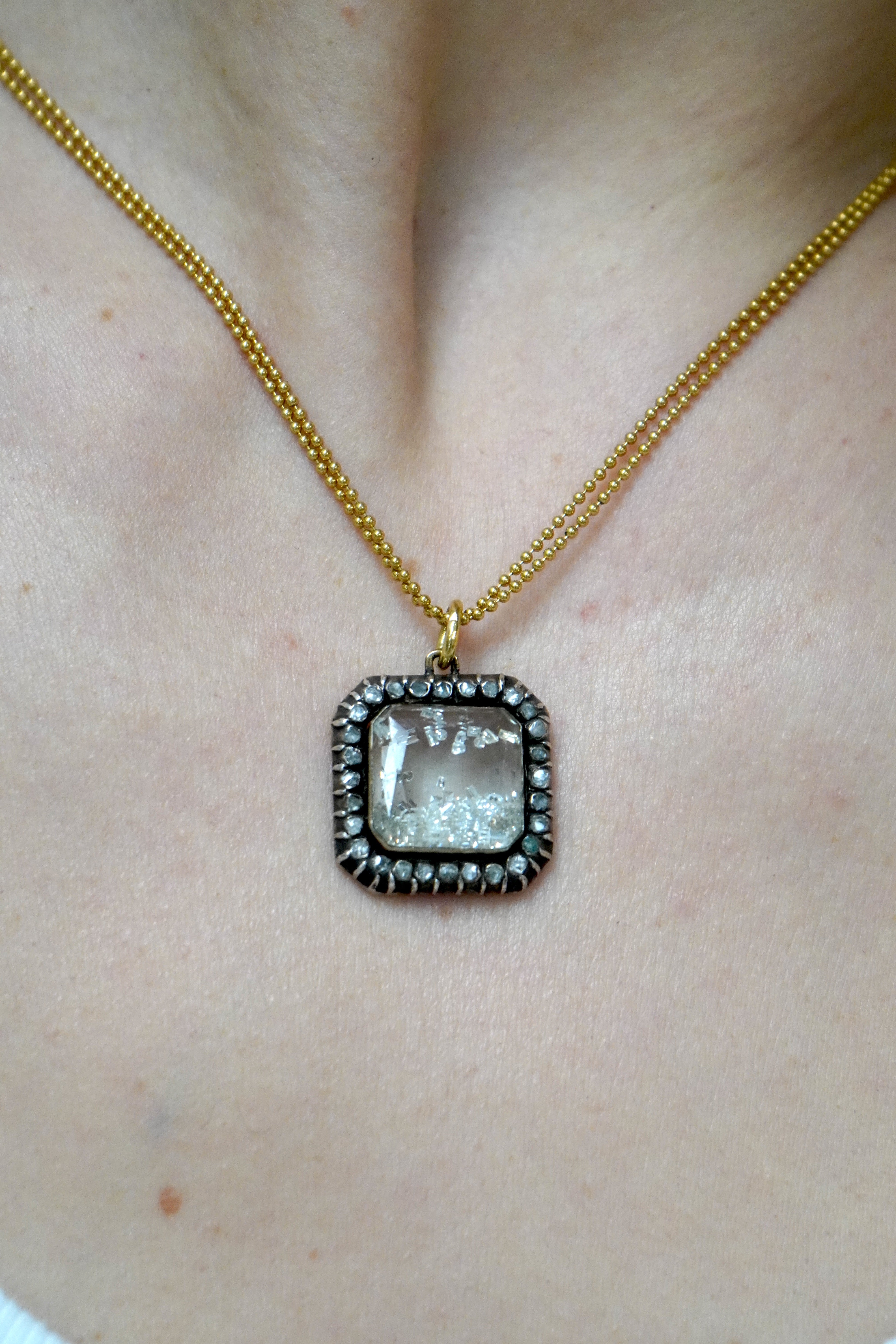 Renee Lewis 18k Gold Diamond Crushed Crystal Shake Pendant
