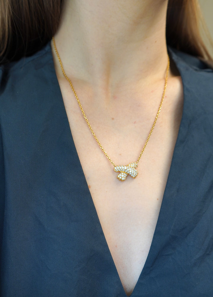 Vintage Fred Paris 18k Gold Diamond Ribbon Necklace