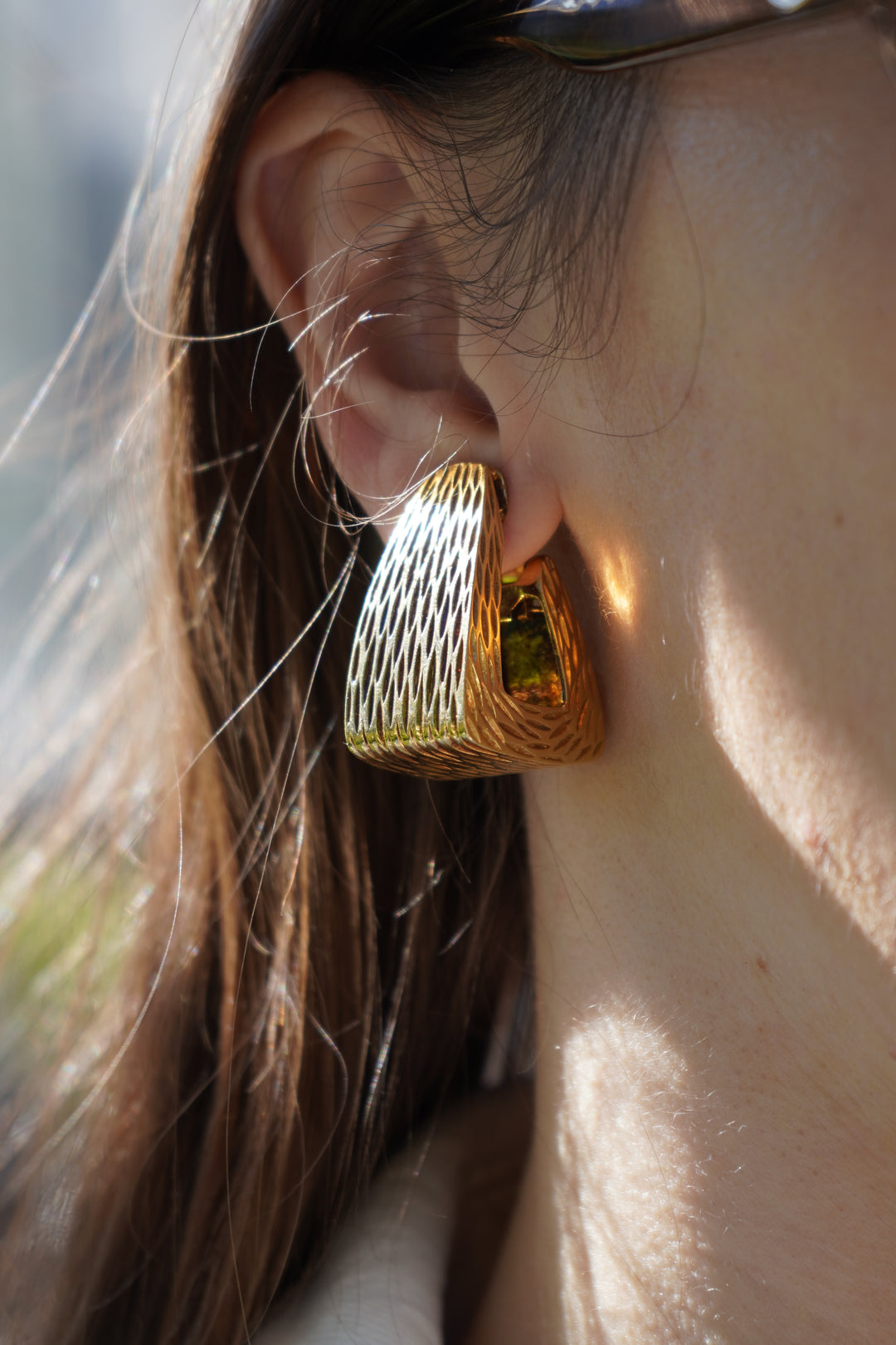 Wander France  Modern 18k Gold Geometric Clip-On Earrings