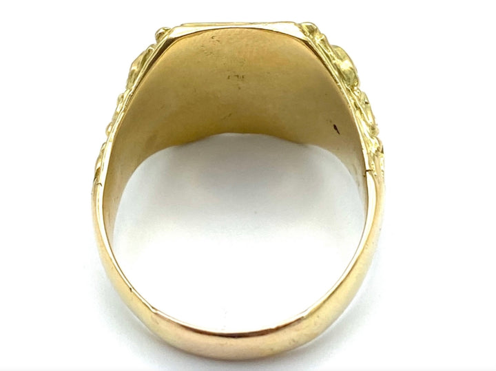 Victorian Yellow Gold Signet Ring