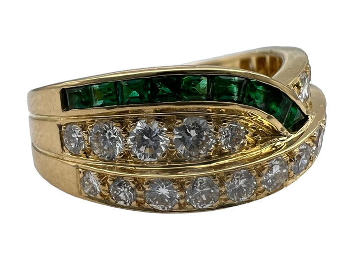 Van Cleef & Arpels Gemstone Gold Band