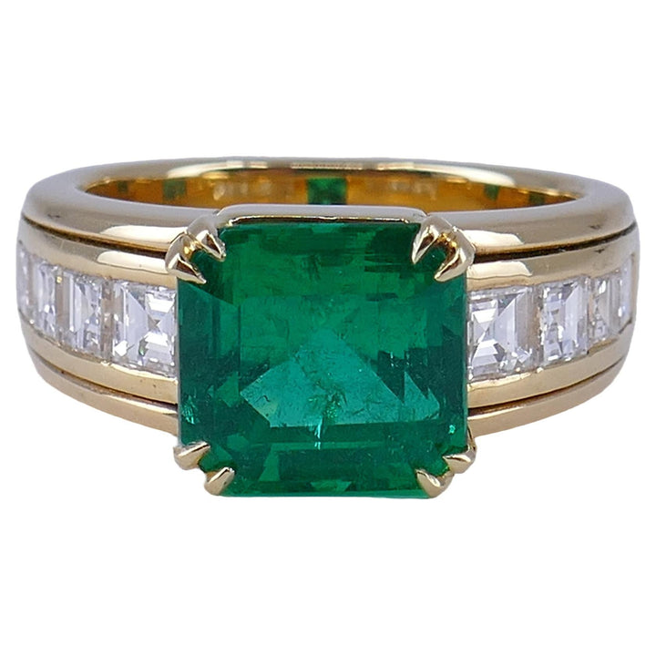 Emerald Ring 18k Gold Diamond