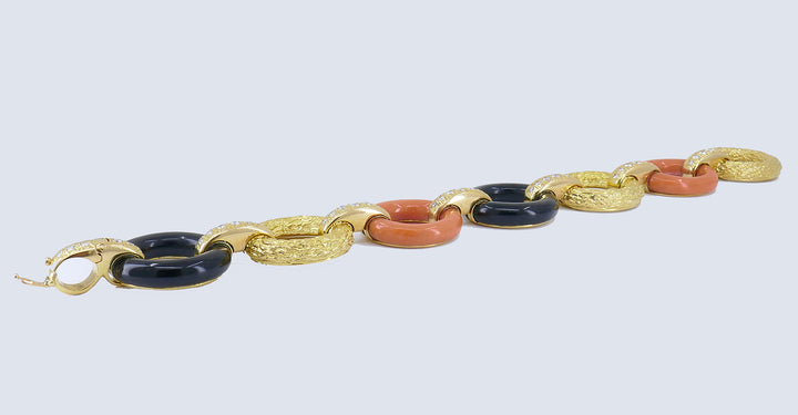 French Vintage Bracelet Atelier Janca 18k Gold Diamond Coral