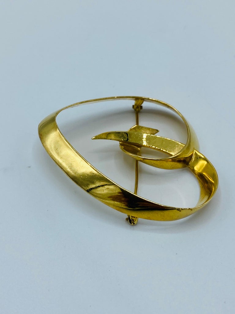 Circa 1983 Tiffany & Co. Paloma Picasso Yellow Gold Heart Brooch