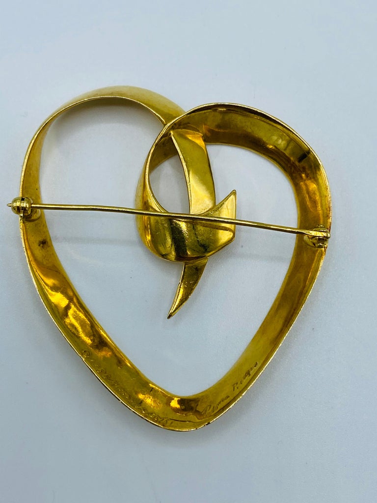 Circa 1983 Tiffany & Co. Paloma Picasso Yellow Gold Heart Brooch