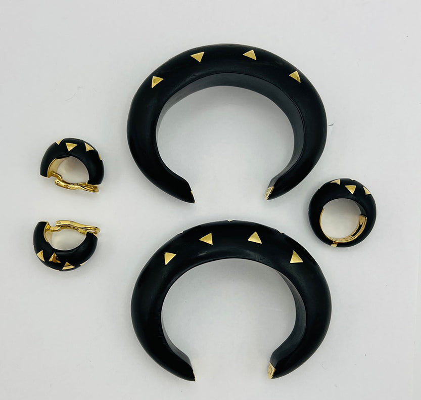 Van Cleef & Arpels Gold Wood Bangle Bracelet Ring Earrings