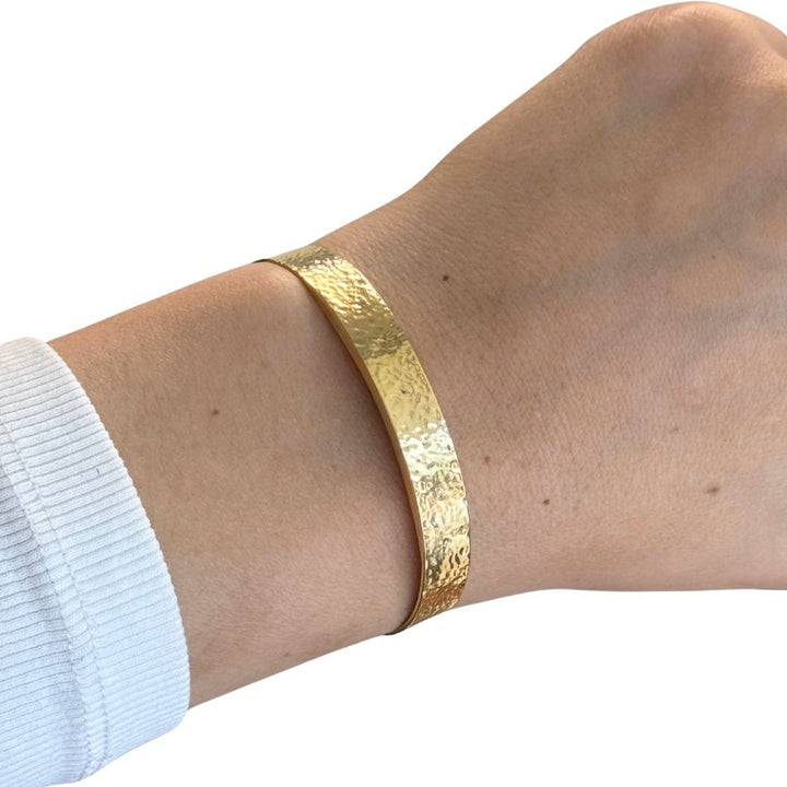 Vintage 18k Hammered Gold Cuff Bracelet