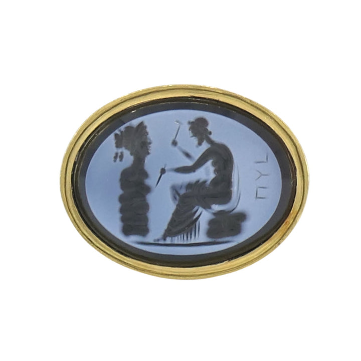 Vintage 18k Gold Hardstone Intaglio Signet Ring