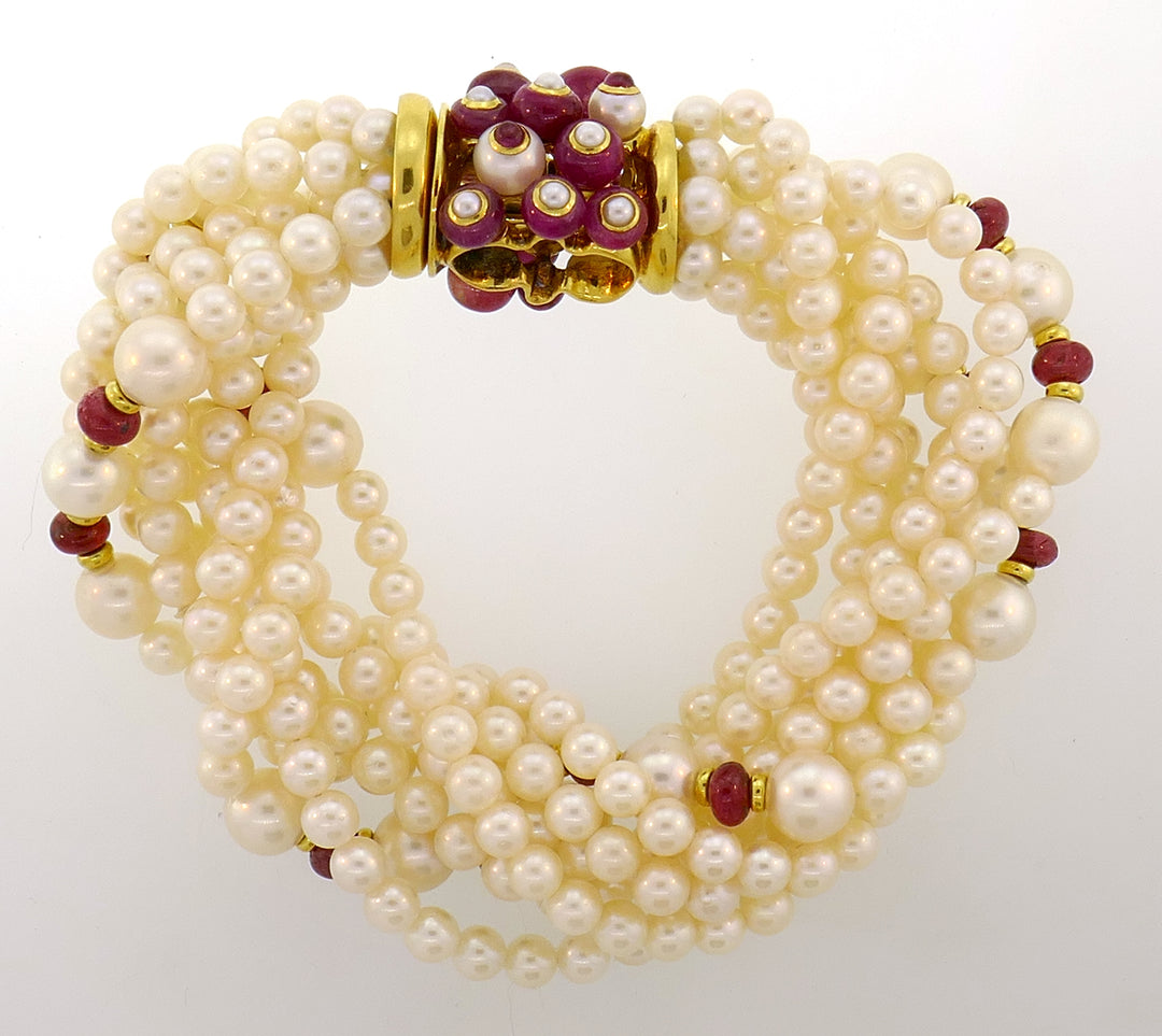 Trianon Pearl Ruby Bracelet with Diamond Yellow Gold Clasp Bead Multi Strand