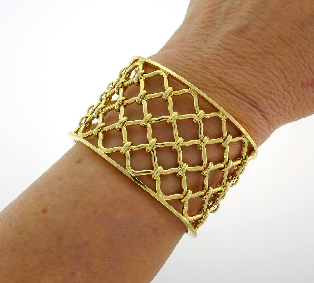 Verdura Kensington Yellow Gold Cuff Bracelet