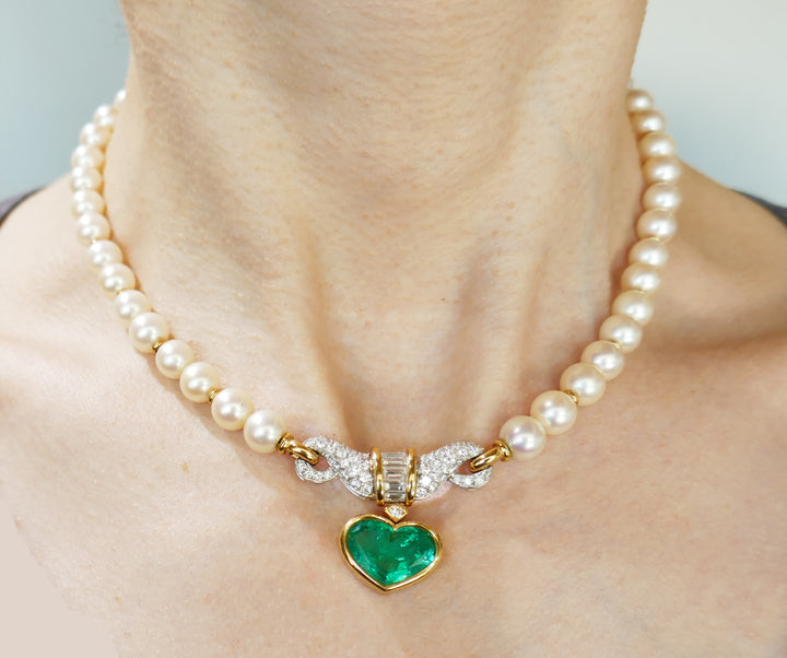 Bvlgari Heart Emerald Diamond Pearl Gold Necklace Bulgari