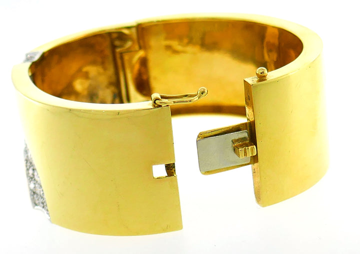 Trabert & Hoeffer Diamond Gold Bangle Bracelet