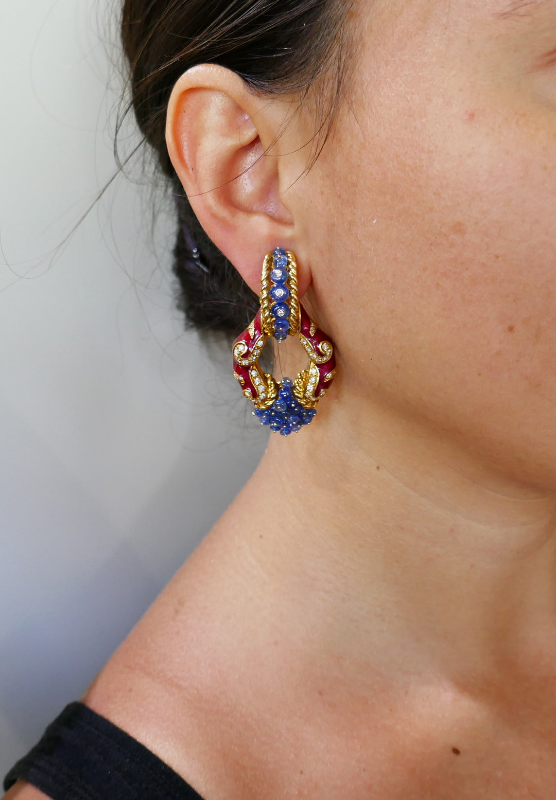 Giovane Enamel Yellow Gold Earrings with Blue Sapphire Diamond, Day and Night