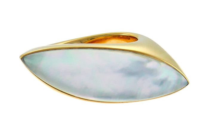 Vhernier Fuseau Yellow Gold Ring with Mother of Pearl and Rock Crystal