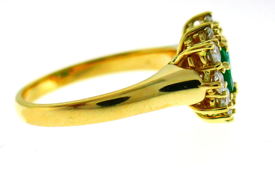 Graff Emerald Diamond Yellow Gold Heart Ring