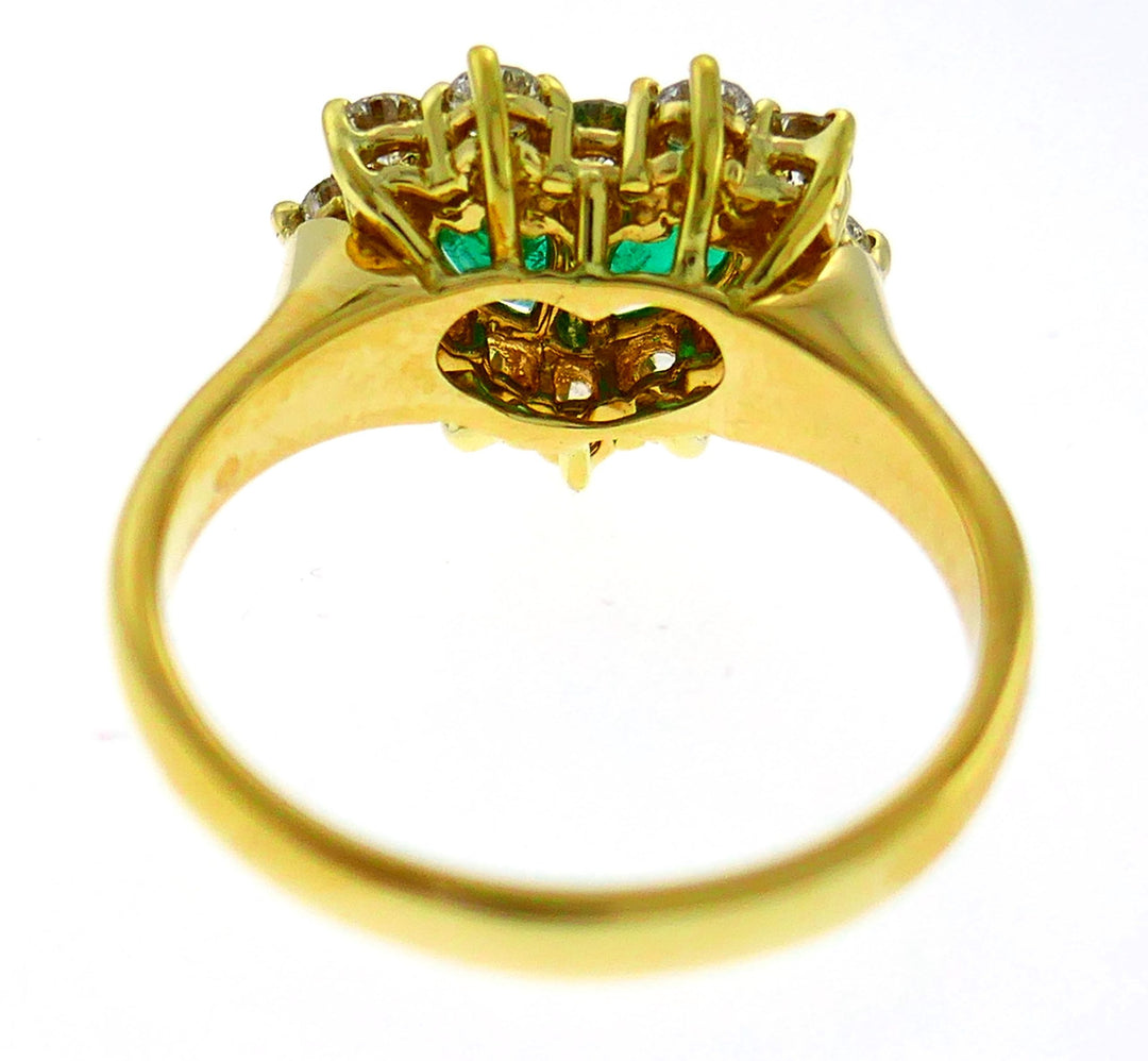 Graff Emerald Diamond Yellow Gold Heart Ring