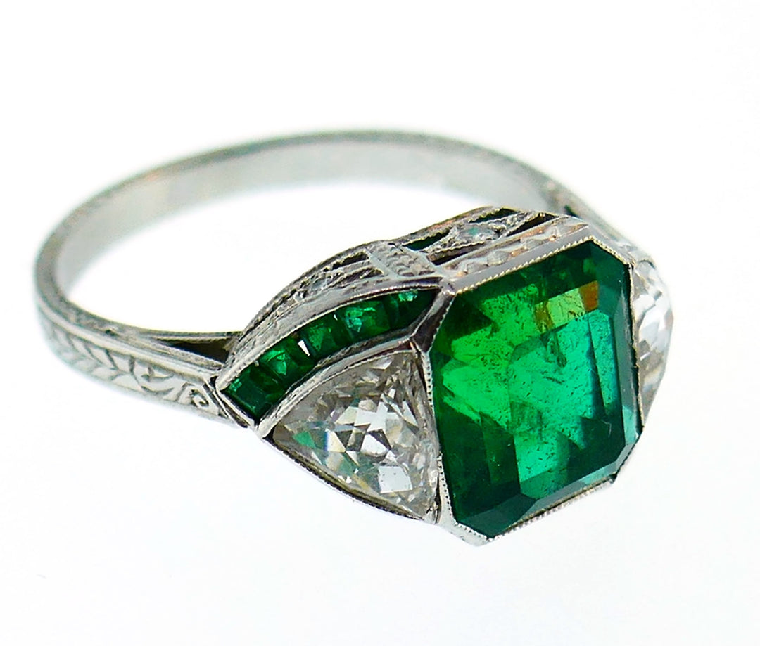 Art Deco Emerald Diamond Platinum Ring